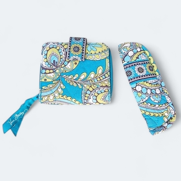 Vera Bradley Wallet and Matching Eyeglass Holder - Picture 16 of 16